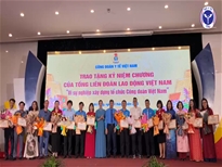 Hội nghị biểu dương công nhân, viên chức, lao động giỏi ngành Y tế năm 2025
