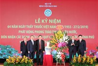 Thủ tướng chúc mừng Bệnh viện Bạch Mai 27.2.2019