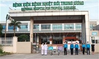 Đoàn công tác Tổng Liên đoàn Lao động VN, Công đoàn y tế Vn thăm hỏi, động viên và hỗ trợ Bệnh viện Bệnh Nhiệt đới Trung ương cơ sở 2, Đông Anh