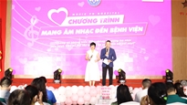 Mang âm nhạc đến bệnh viện để đổi lấy những nụ cười