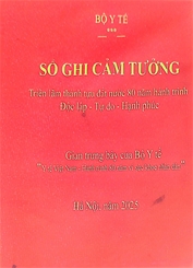 Nơi cảm xúc lắng đọng trong Gian trưng bày của Bộ Y tế