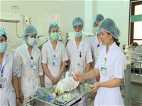 Ban Quản lý Dự án hỗ trợ y tế các tỉnh Đông Bắc Bộ và Đồng bằng Sông Hồng Trung ương làm việc với Sở Y tế Ninh Bình