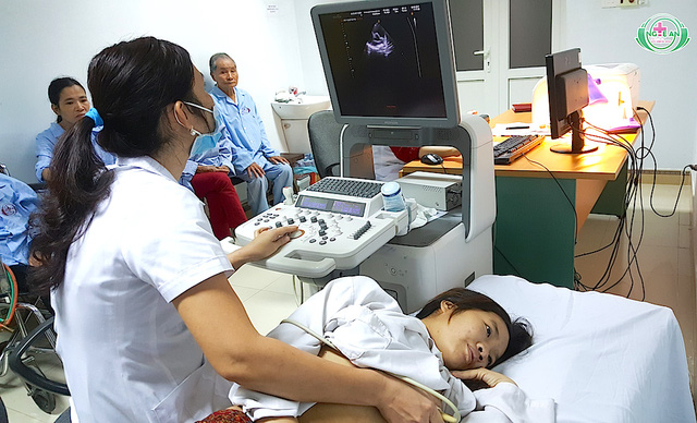 Sản phụ mắc bệnh tim 4 lần ngừng thở, ngừng tim vì hậu sản