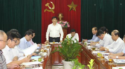 Thứ trưởng Bộ Y tế kiểm tra công tác phòng chống dịch bệnh tại tỉnh Đồng Nai