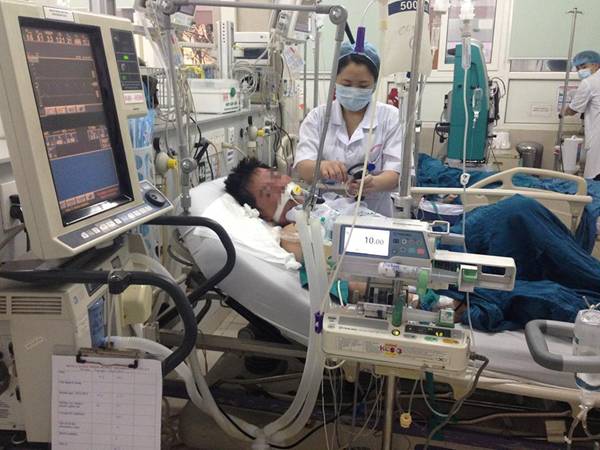 Những tua trực đưa bệnh nhân vượt cửa tử ngoạn mục và lá thư cuối năm
