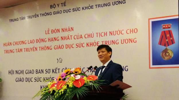 Trung tâm Truyền thông Giáo dục sức khỏe Trung ương sơ kết công tác truyền thông giáo dục sức khỏe 6 tháng đầu năm 2017 và đón nhận Huân chương Lao động hạng Nhất