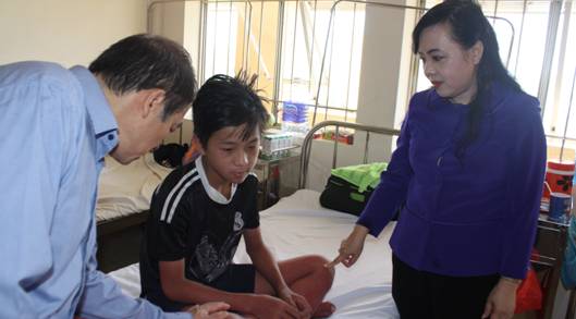 Bộ trưởng Bộ Y tế kiểm tra công tác phòng chống sốt xuất huyết tại Thành phố Hồ Chí Minh