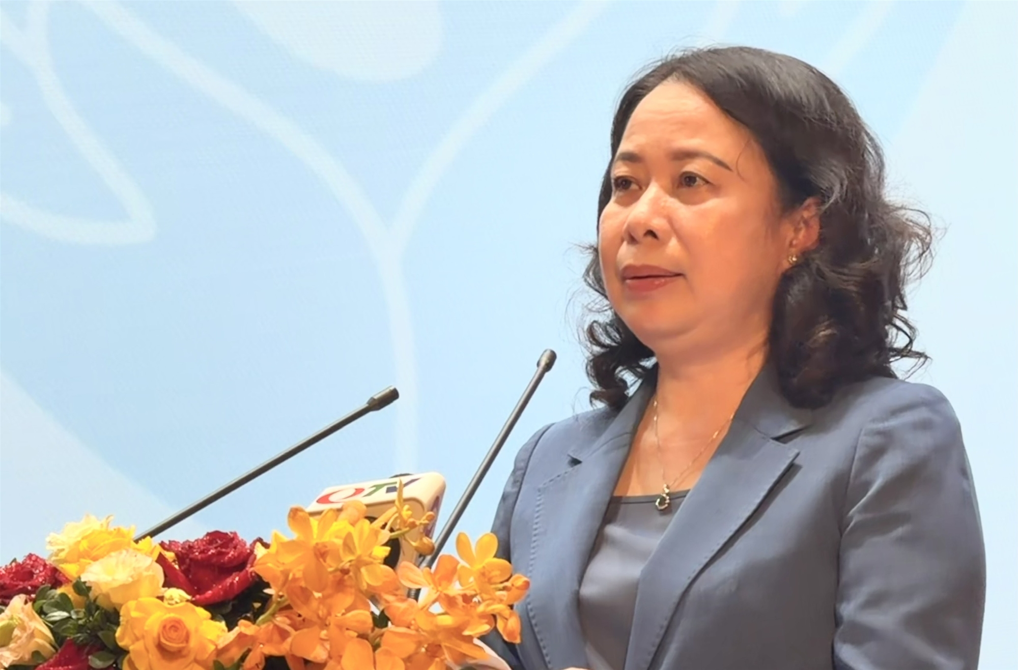Đồng chí Võ Thị Ánh Xuân, Bí thư Trung ương Đảng, Phó Chủ tịch nước Cộng hòa xã hội chủ nghĩa Việt Nam, Chủ tịch Hội đồng bảo trợ Quỹ Bảo trợ trẻ em Việt Nam