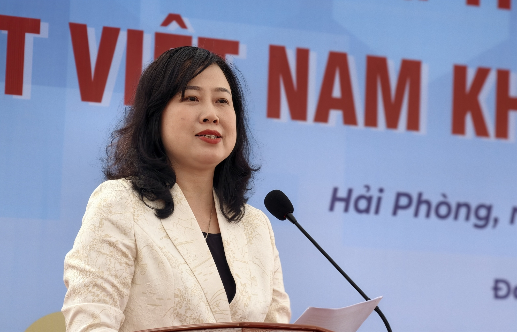 Bộ trưởng Bộ Y tế Đào Hồng Lan phát biểu tại chương trình
