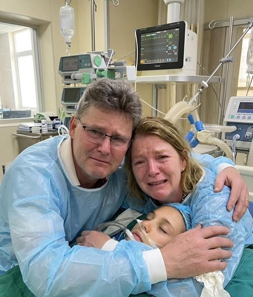 Bộ trưởng Bộ Y tế gửi thư chia buồn, cảm tạ gia đình nữ du khách người Anh hiến tạng cứu 3 người Việt