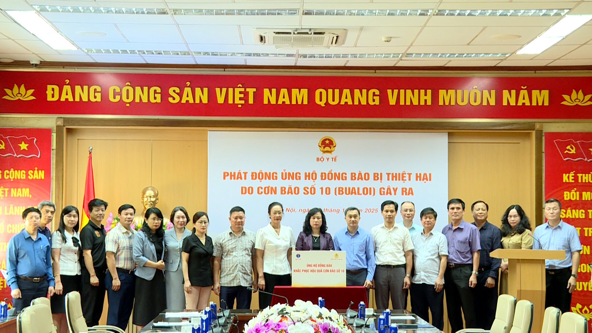 Bộ Y tế phát động ủng hộ đồng bào bị thiệt hại do cơn bão số 10 