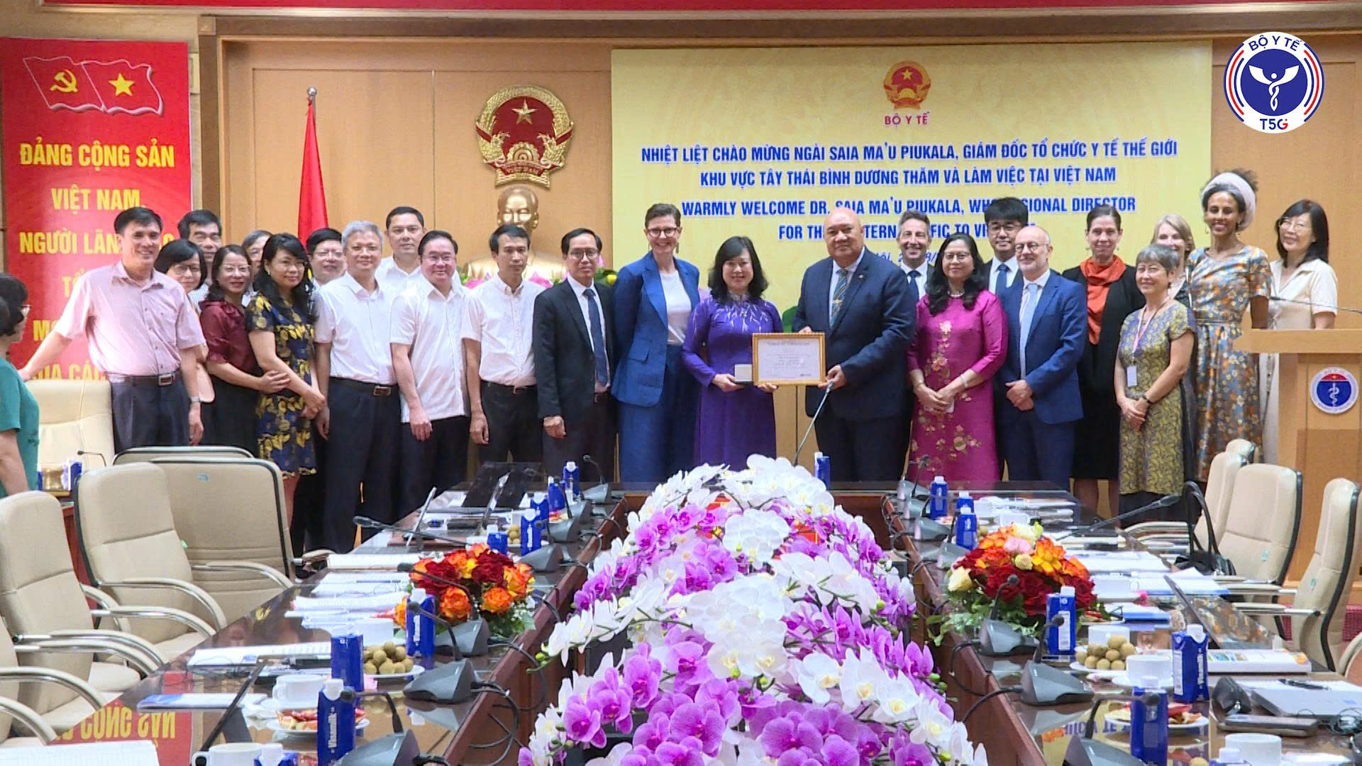 Bộ trưởng Bộ Y tế tiếp Giám đốc WHO Khu vực Tây Thái Bình Dương