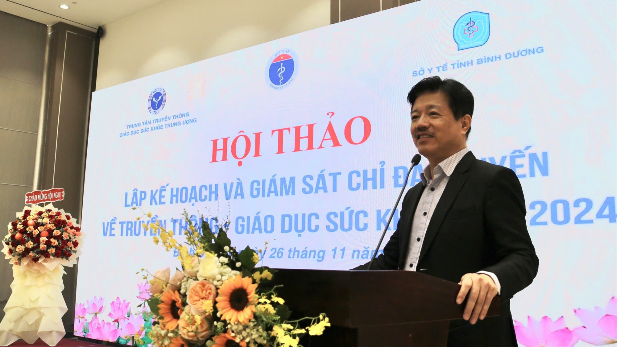 Ông Vũ Mạnh Cường, Giám đốc Trung tâm Truyền thông Giáo dục sức khoẻ Trung uơng, phát biểu khai mạc Hội thảo