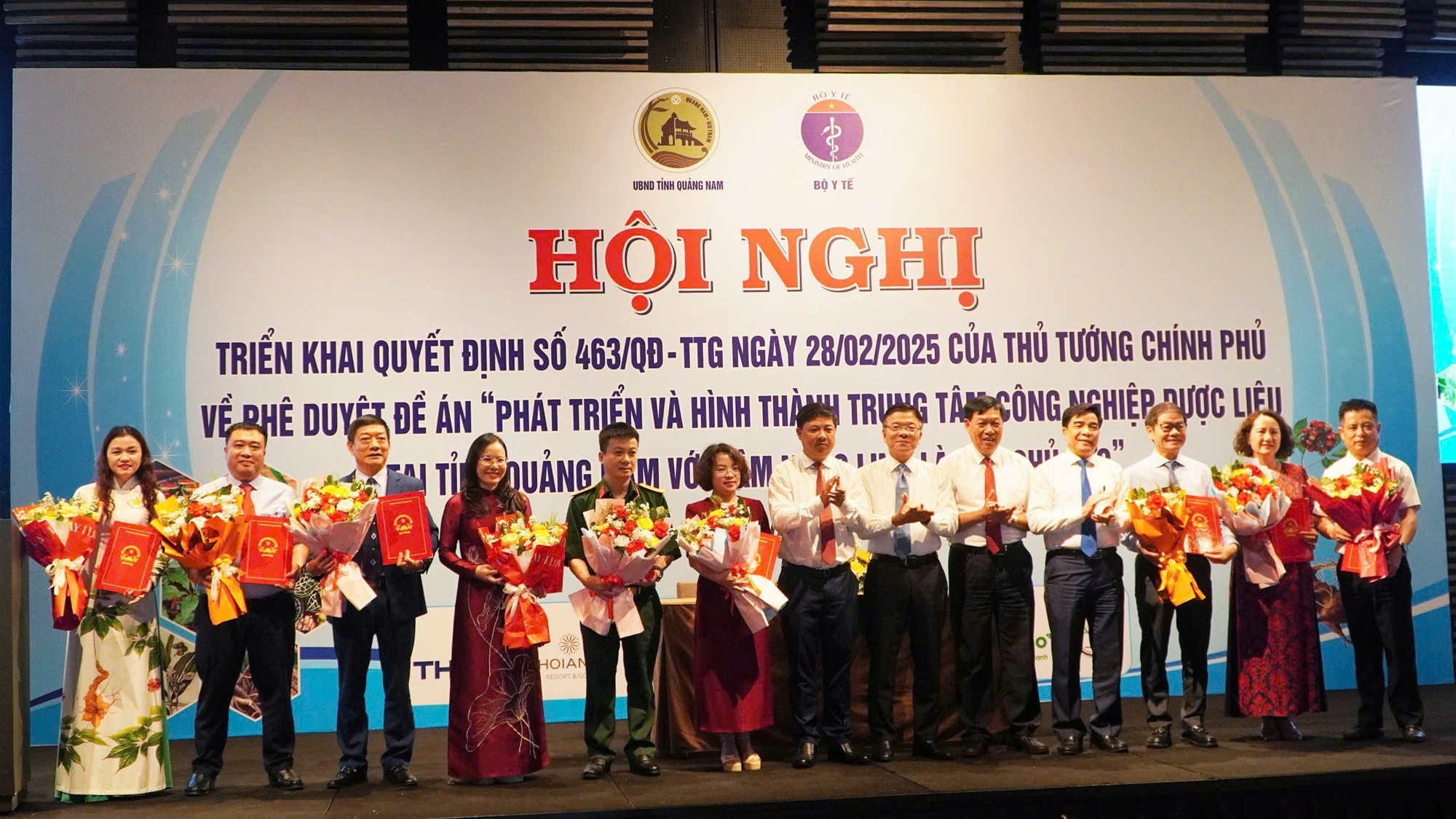 Phát triển và hình thành trung tâm công nghiệp dược liệu tại tỉnh Quảng Nam với Sâm Ngọc Linh là cây chủ lực 