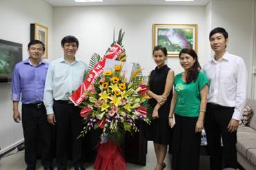 Lãnh đạo Bộ Y tế thăm, chúc mừng Ngày Báo chí cách mạng Việt Nam
