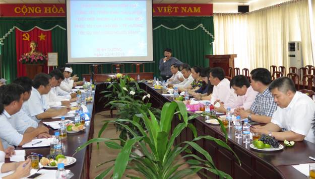 Bộ Y tế kiểm tra công tác triển khai thực hiện “Đổi mới phong cách, thái độ phục vụ của cán bộ y tế, hướng tới sự hài lòng của người bệnh” tại tỉnh Bình Dương 