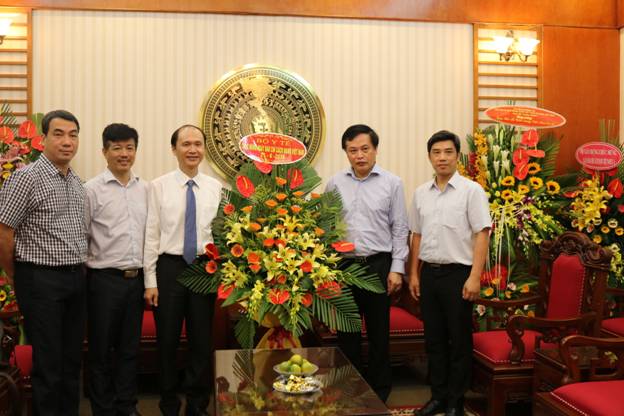 Thứ trưởng Bộ Y tế Lê Quang Cường chúc mừng Ngày Báo chí cách mạng Việt Nam
