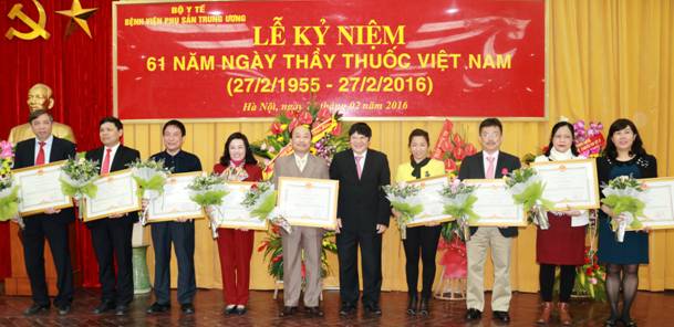 Bệnh viện Phụ sản Trung ương tổ chức kỷ niệm 61 năm Ngày Thầy thuốc Việt Nam