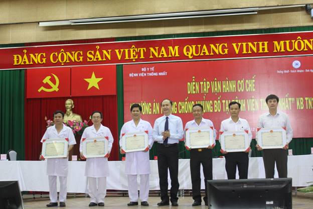 Bộ Y tế diễn tập vận hành cơ chế “ Phương án phòng chống khủng bố tại Bệnh viện Thống Nhất” BK-TN15