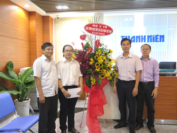 Bộ Y tế thăm và chúc mừng cơ quan báo, đài tại Thành phố Hồ Chí Minh