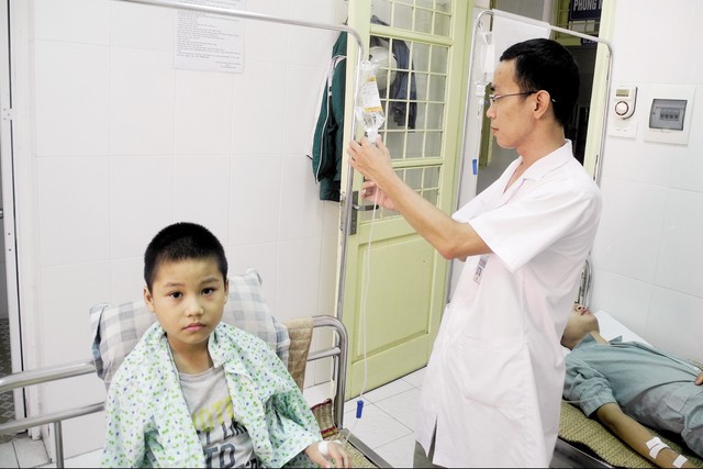 Hà Nội: Số ca sốt xuất huyết tăng gấp 3 lần các năm trước