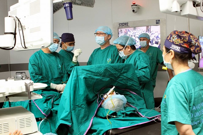 Hà Nội đưa dịch vụ y tế phẫu thuật nội soi hiện đại nhất đến với người bệnh