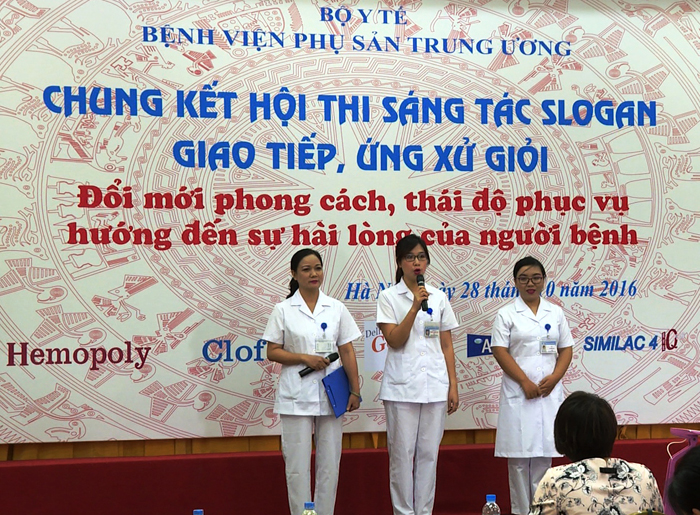 Bệnh viện Phụ sản Trung ương tổ chức chung kết Hội thi sáng tác Slogan giao tiếp ứng xử giỏi