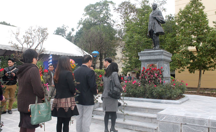 Khánh thành tượng Alexandre Yersin