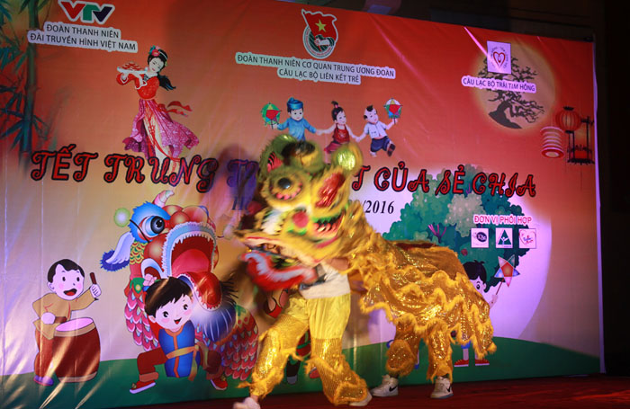 Tết Trung thu- Tết của sẻ chia