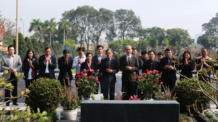 Bộ Y tế tổ chức Lễ dâng hương tưởng niệm cố Giáo sư Hoàng Đình Cầu