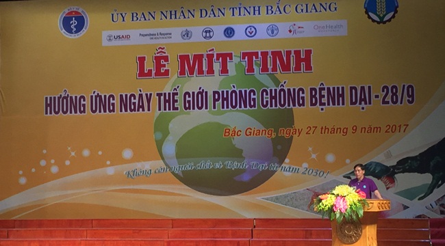 Mít tinh hưởng ứng Ngày Thế giới phòng chống bệnh dại - 28/9