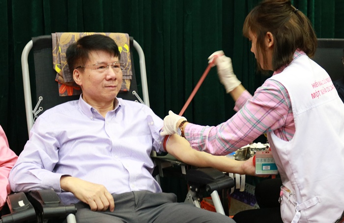 Bộ Y tế tổ chức hiến máu tình nguyện hưởng ứng Lễ hội Xuân hồng và Tháng Thanh niên năm 2018