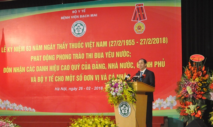 Chủ tịch nước dự Lễ kỷ niệm Ngày Thầy thuốc Việt Nam tại Bệnh viện Bạch Mai