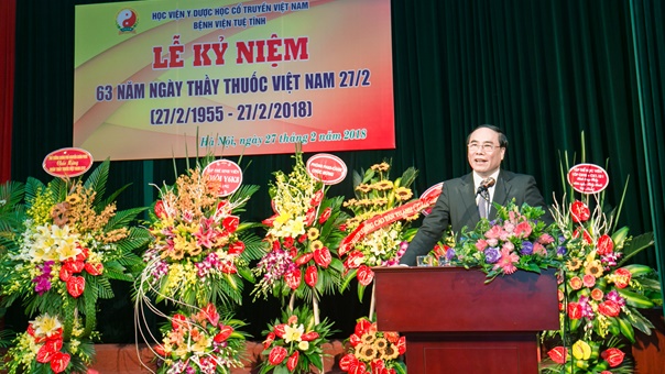 Học viện Y Dược học cổ truyền Việt Nam kỷ niệm ngày Thầy thuốc Việt Nam 27/2