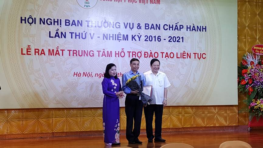 Tổng hội Y học Việt Nam ra mắt Trung tâm hỗ trợ đào tạo liên tục