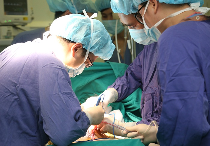 Bệnh viện Hữu nghị Việt Đức thực hiện ca ghép phổi thứ 2