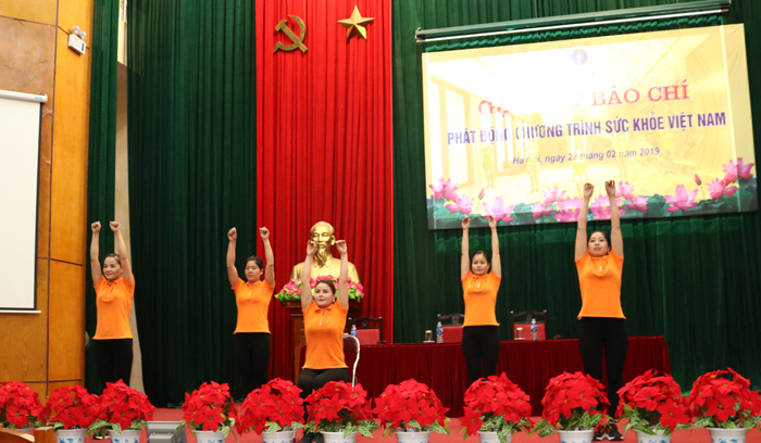 Cung cấp thông tin nhằm phát động Chương trình Sức khỏe Việt Nam