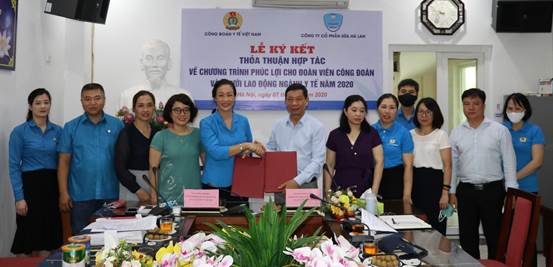 Công đoàn Y tế Việt Nam hỗ trợ cán bộ Y tế tuyến đầu phòng, chống dịch COVID - 19