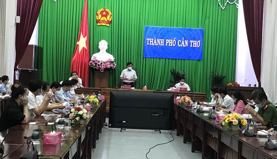 Thứ trưởng Bộ Y tế Đỗ Xuân Tuyên làm việc với UBND Thành phố Cần Thơ