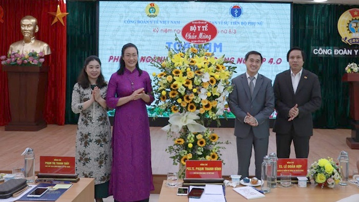 Công đoàn Y tế Việt Nam với Hội thi “Phụ nữ ngành Y duyên dáng, chuyên nghiệp, tận tâm”
