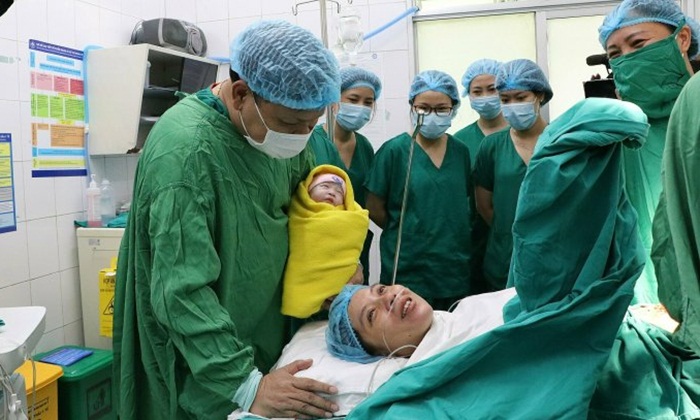 Bệnh viện Phụ sản Trung ương phẫu thuật giữ thai thành công ca vỡ tử cung ở thai phụ 26 tuần
