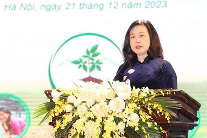 Bộ trưởng Bộ Y tế Đào Hồng Lan tham dự Lễ vinh danh “Vì sự phát triển dược liệu Việt”