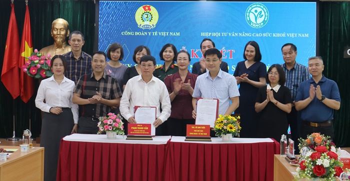 Công đoàn Y tế Việt Nam và Hiệp hội Tư vấn Nâng cao Sức khỏe Việt Nam ký kết chương trình phối hợp