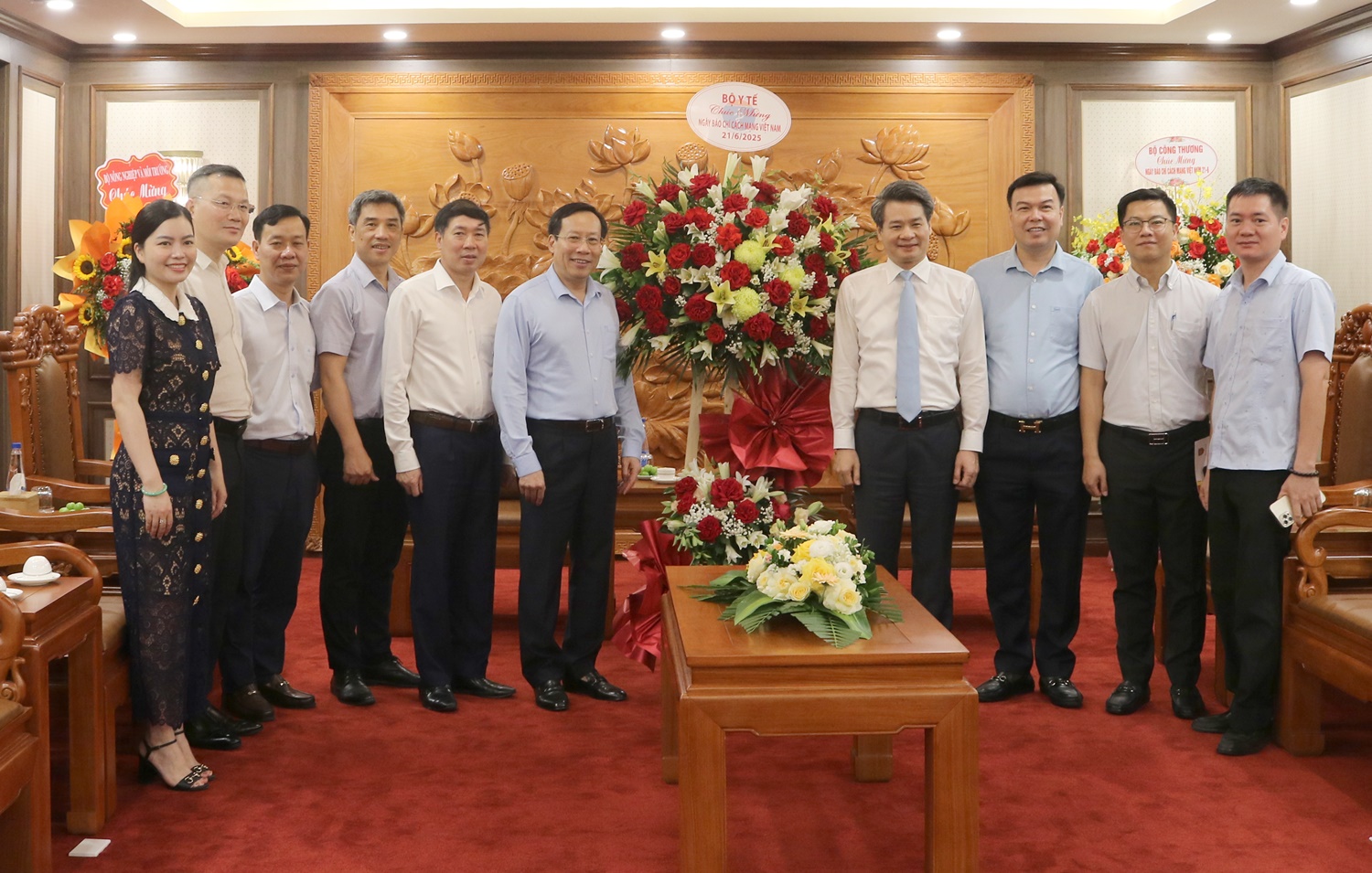 Thứ trưởng Lê Đức Luận chúc mừng các cơ quan báo chí nhân kỷ niệm Ngày Báo chí Cách mạng Việt Nam