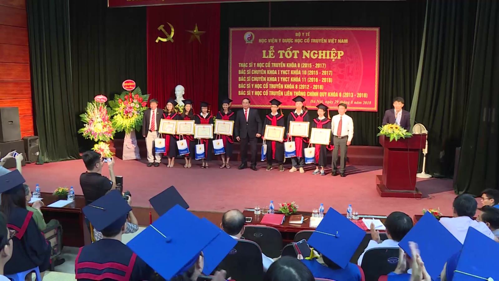 Lễ tốt nghiệp Học viện Y Dược học cổ truyền Việt Nam