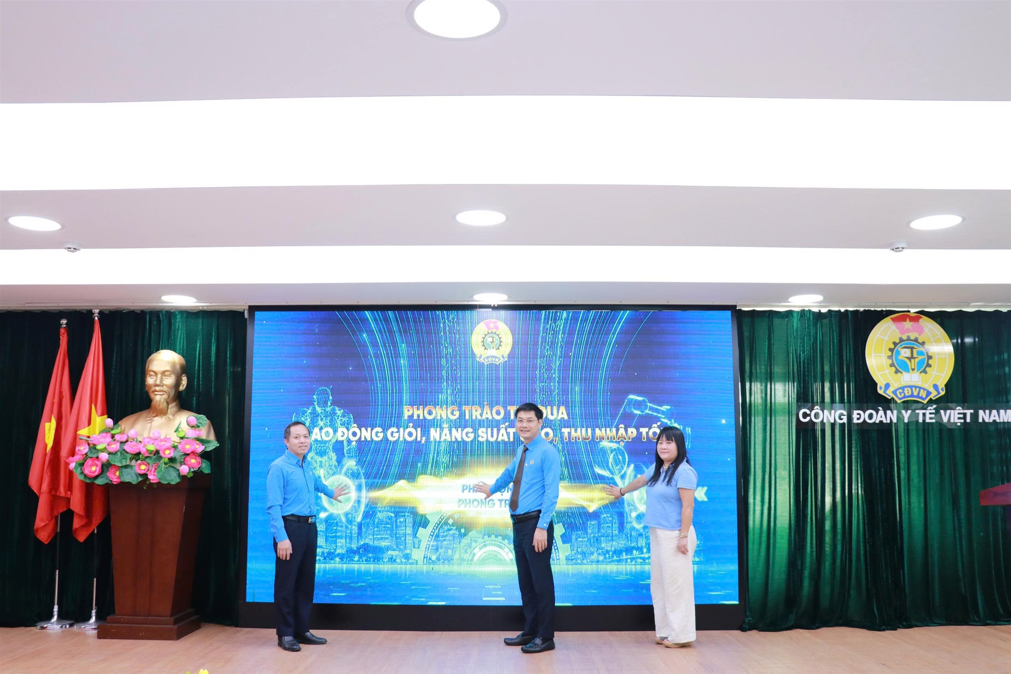 Phát động Phong trào thi đua “Lao động giỏi, năng suất cao, thu nhập tốt”
