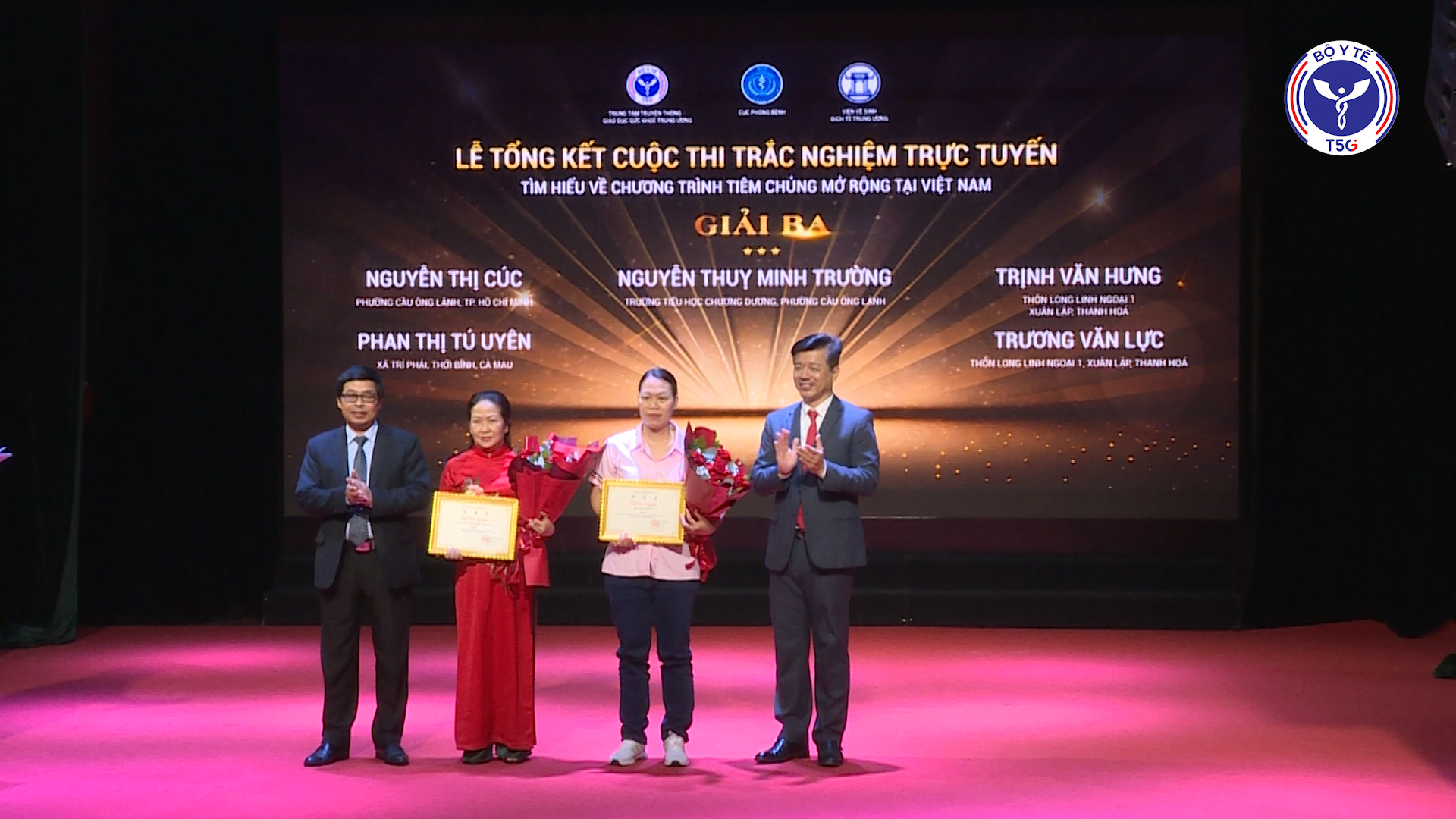 Trao giải cuộc thi trắc nghiệm trực tuyến “Tìm hiểu về Chương trình Tiêm chủng mở rộng tại Việt Nam”